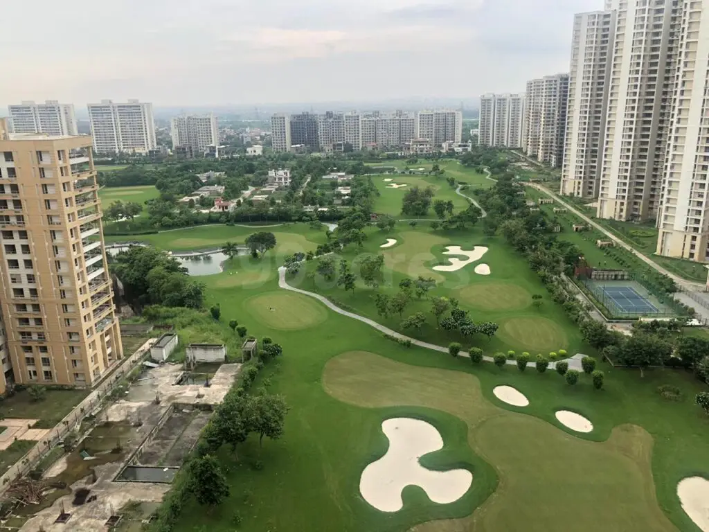 jaypee greens imperial court.