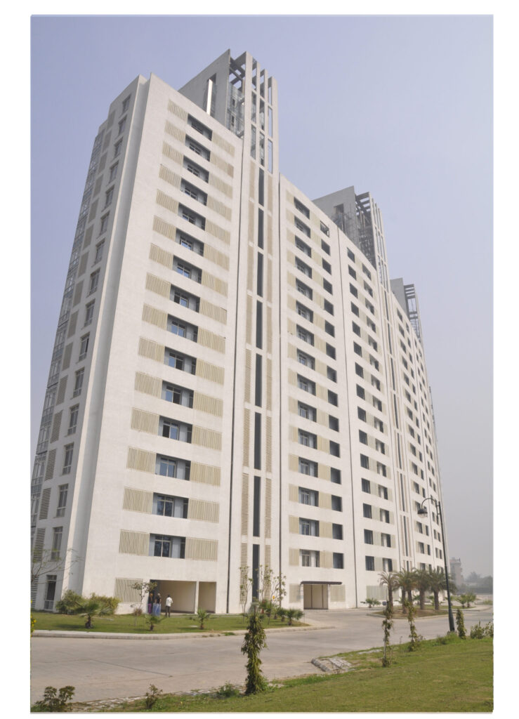 jaypee greens moon court