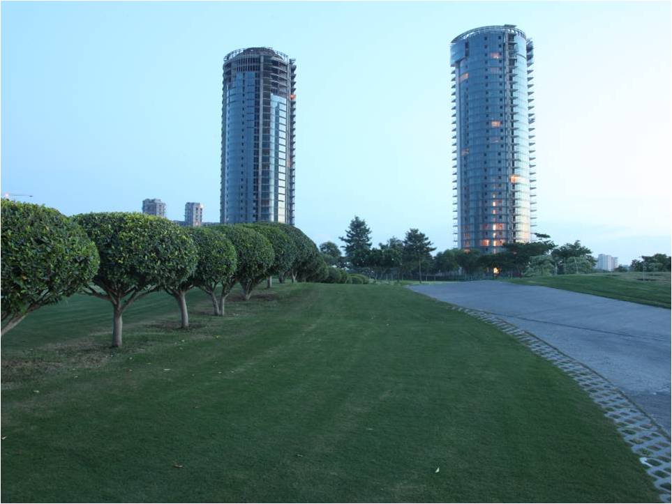 jaypee sun court towers.
