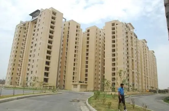 jaypee klassic apartment.