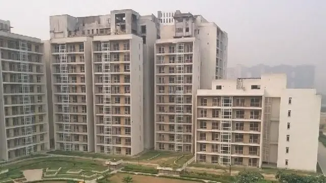 pavillion court royal